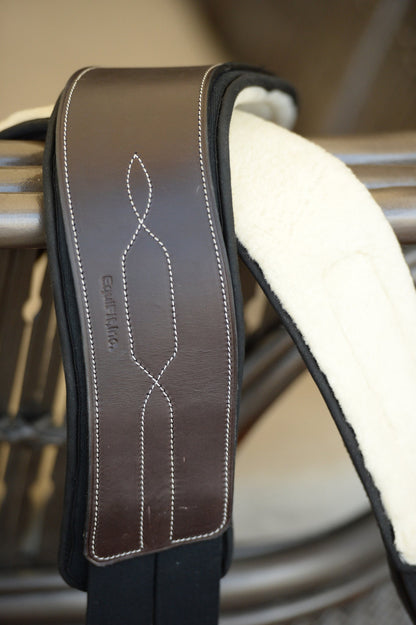 EquiFit Anatomical Hunter Girth with SheepsWool T-Foam Liner