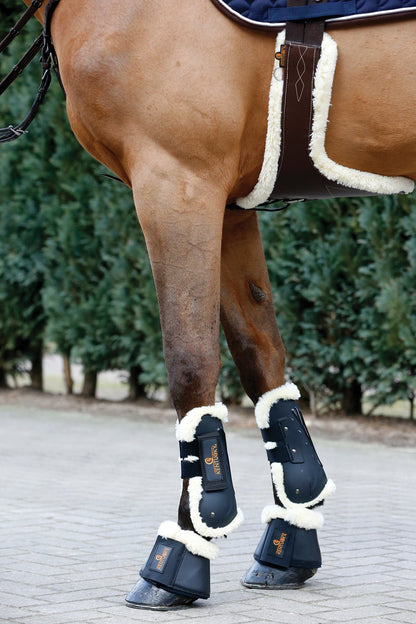 Kentucky Horsewear Vegan Sheepskin Stud Girth