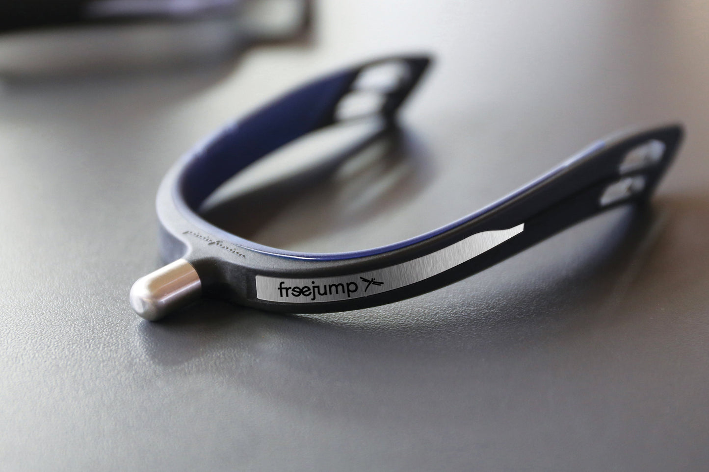 Freejump Spur'One Round End Spurs