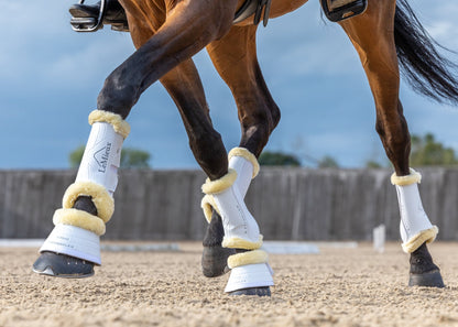 LeMieux Motionflex Overreach Boots with Simuwool