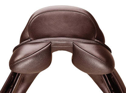 Almost New Arena High Wither All-Purpose Saddle