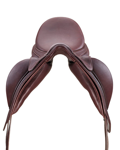 Almost New Bates Artiste Dressage Saddle