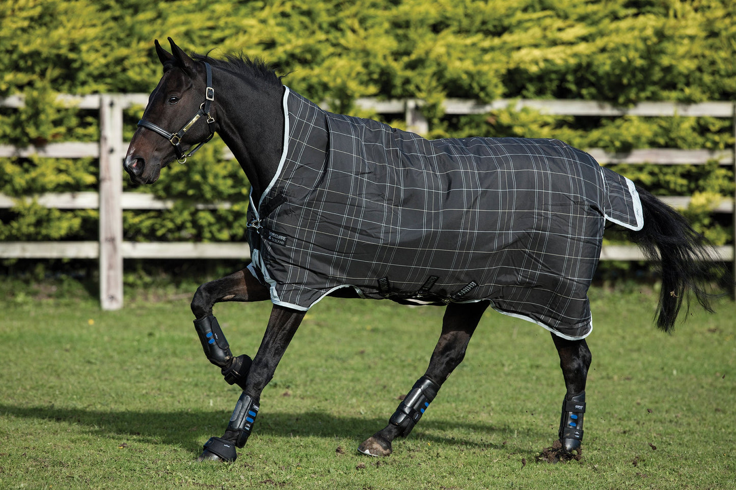 Horseware Ireland Rhino Heavyweight Wug with Vari-Layer