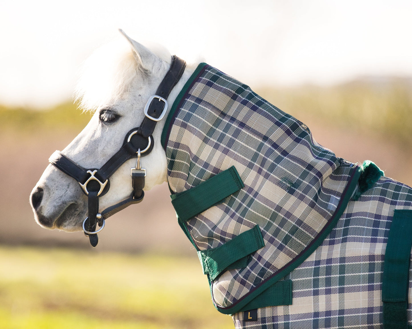 Kensington Mini Protective Neck Cover