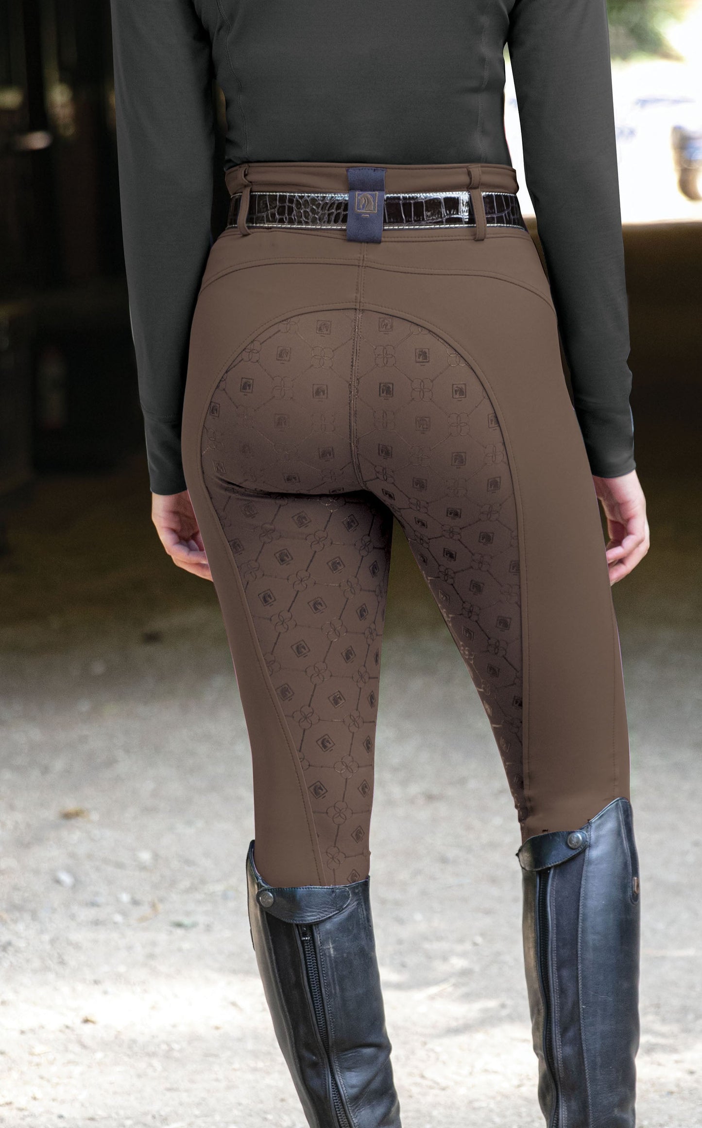 Romfh Isabella Silicone Full-Grip Breech