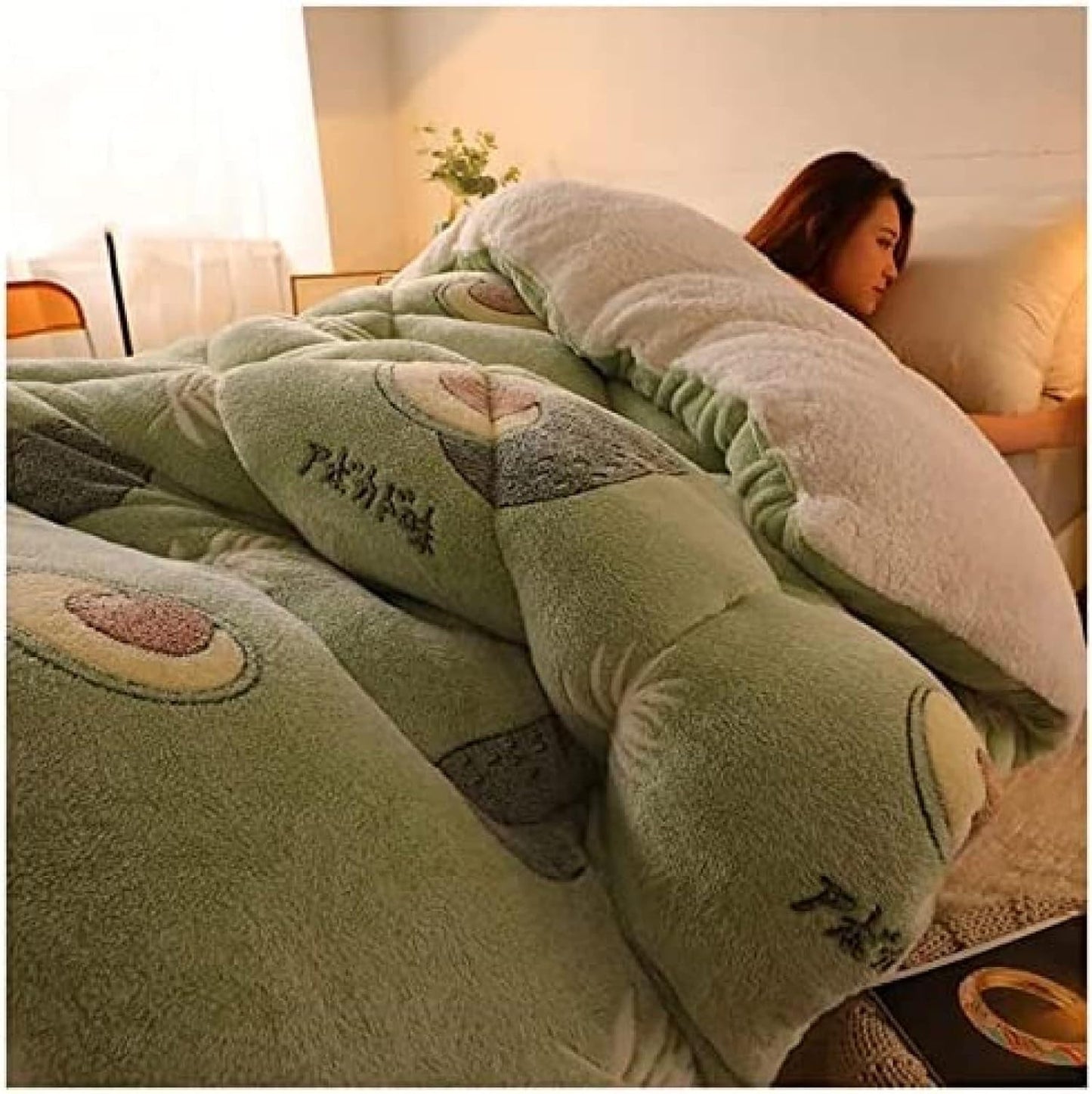 Thick warm cashmere blanket bedding hollow fiber down quilt