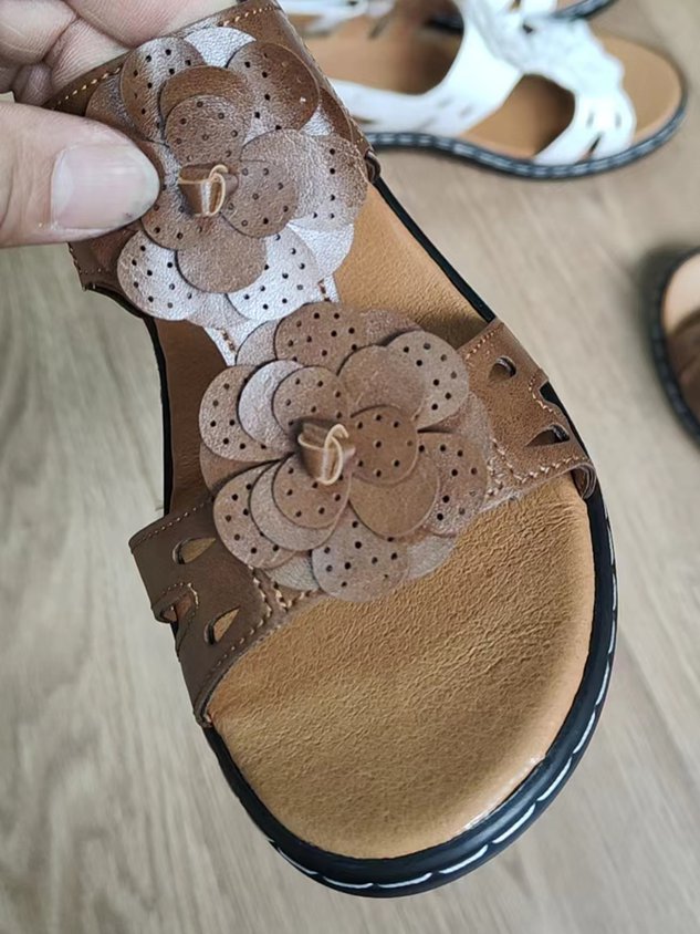 3D Floral Hollow Breathable Casual Velcro Sandals