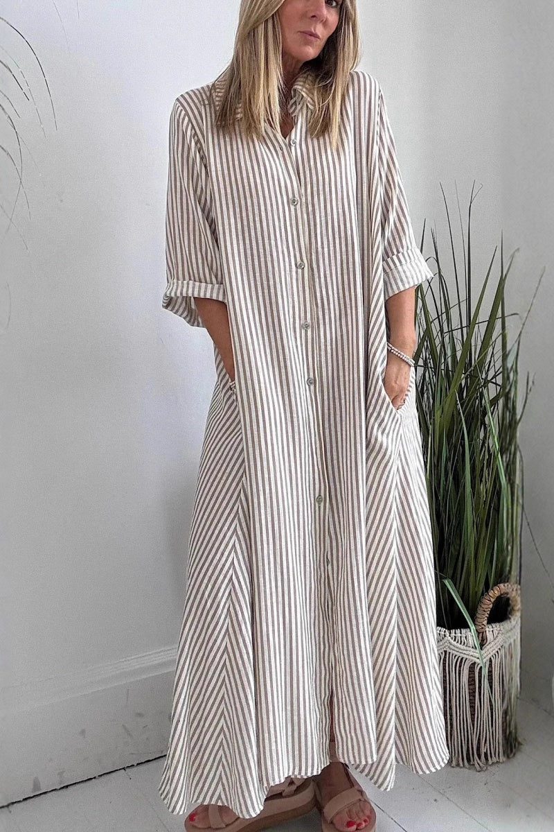Elegant Women's Dress With A Three-quarter Sleeve And A Lapel Collar