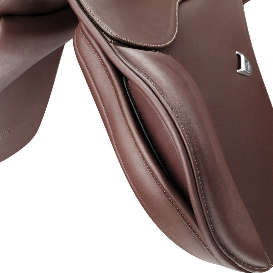 Bates All-Purpose Saddle in Heritage Leather with CAIR