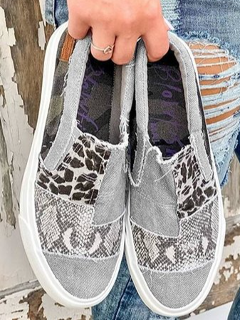Vintage Flat Heel Leather Daily Sneakers